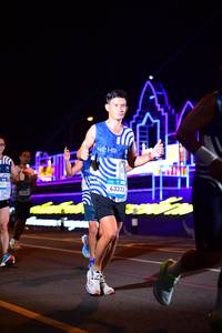 BIB: 43333
                            <button type="button" onclick="openModal(22865577)" class="btn btn-primary btn-sm float-right btn-popup" data-toggle="modal" data-target=".modal-high-quality">
                        <i class="fas fa-shopping-cart"></i> Add to Cart
                    </button>
                                            <button type="button" onclick="isThisMe(22865577, true)" class="btn btn-success btn-sm float-right btn-popup btn-isme hidden" data-toggle="tooltip" data-placement="bottom" title="นี่คือรูปของคุณใช่ไหม คลิกที่นี่เพื่อเอาเข้าอัลบั้ม">
                        <i class="fas fa-plus"></i> Add to album
                    </button>
                    <button type="button" onclick="isThisMe(22865577, false)" class="btn btn-warning btn-sm float-right btn-popup btn-isnotme hidden">
                        <i class="fas fa-ban"></i> Remove from album
                    </button>